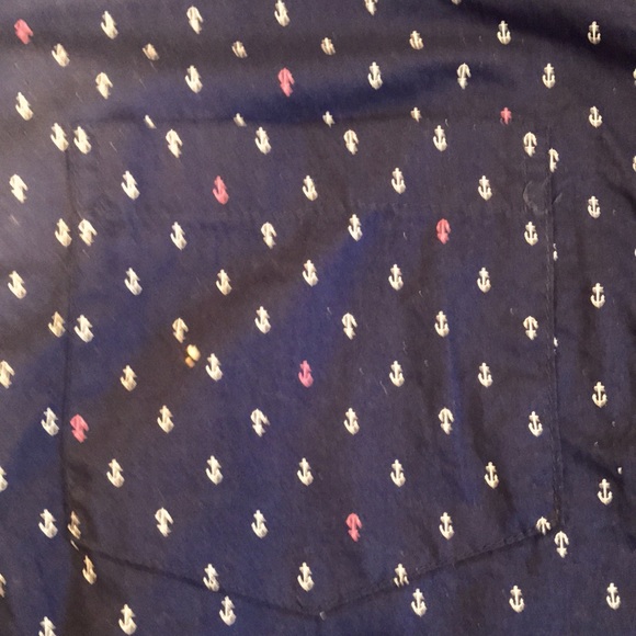 Ladies Shirt - Picture 3 of 6